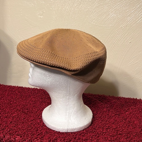 Kangol Other - Kangol Tropic 504 Cap Tan Size Medium
